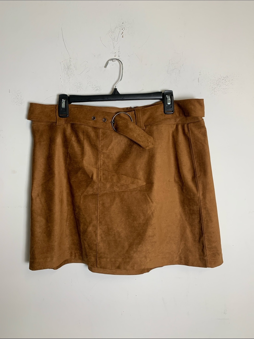 SO Faux Suede Belted Mini Skirt in Brown